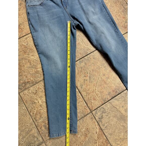 Women’s Faded Glory Ultimate Skinny Jeans In Medium Blue Wash - Size 18 Ankle - Picture 6 of 12